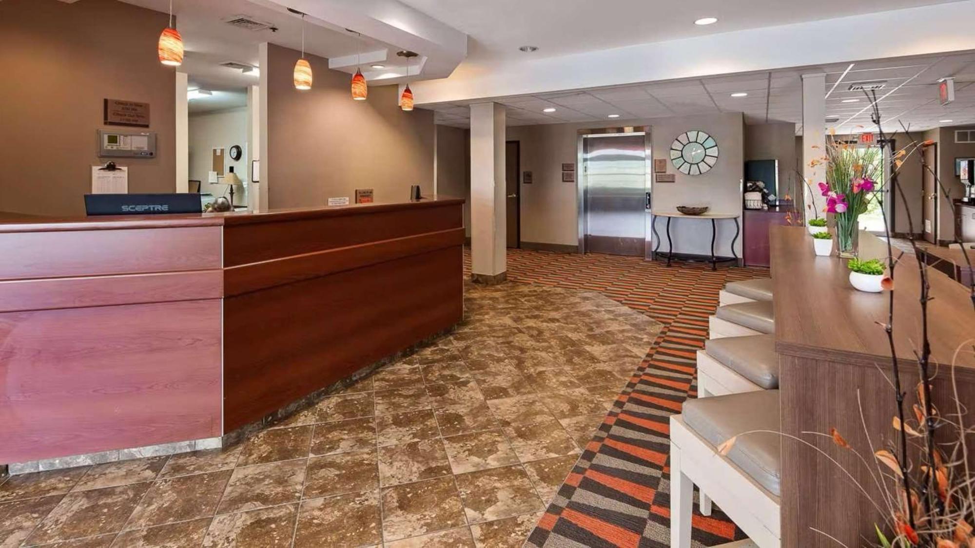 Sonesta Essential Morgantown Hotel Exterior photo